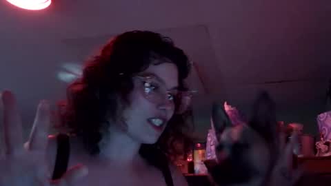 briarmrose online show from March 13, 2:29 am