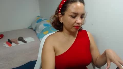 Snapshot of brida_angela29 chatting on February 14, 11:34 pm brida_angela29 online show from February 14, 11:34 pm