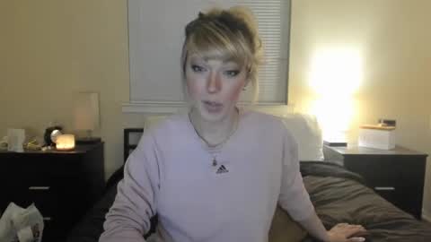 Bridget Black online show from November 20, 12:33 am