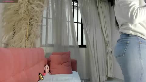    online show from December 14, 11:48 am