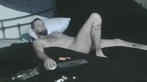 Snapshot of briggssy chatting on February 19, 12:55 pm Fucking yummy online show from February 19, 12:55 pm