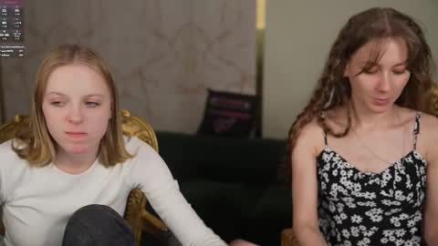 Snapshot of bright_diamonds_054 chatting on February 14, 1:08 pm Diamonds Girls online show from February 14, 1:08 pm