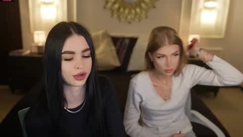 Snapshot of bright_diamonds_054 chatting on February 16, 8:21 am Diamonds Girls online show from February 16, 8:21 am