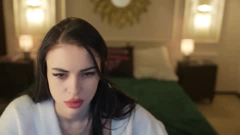 Snapshot of bright_diamonds_054 chatting on February 20, 8:38 am Diamonds Girls online show from February 20, 8:38 am