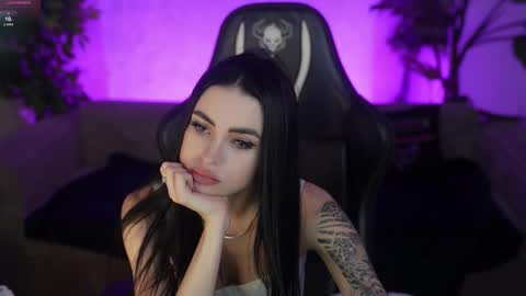 Snapshot of bright_diamonds_054 chatting on March 9, 8:07 am Diamonds Girls online show from March 9, 8:07 am