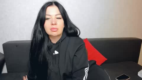 brilliantegirl_ online show from October 12, 7:51 am