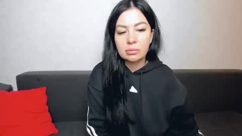 brilliantegirl_ online show from October 19, 7:42 am