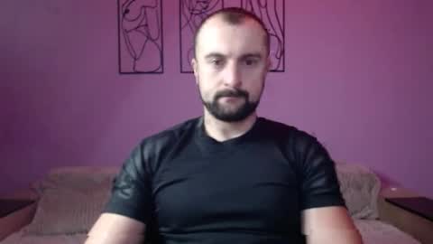 Snapshot of brindlefly69 chatting on December 9, 11:15 am brindlefly69 online show from December 9, 11:15 am