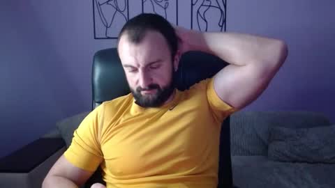 brindlefly69 online show from November 27, 11:56 am