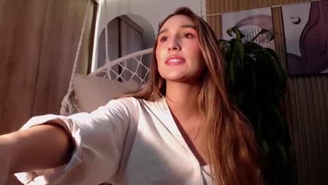  B R I N N A   online show from October 21, 1:06 am