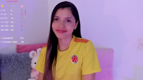 Snapshot of brisa_blue chatting on June 23, 8:18 pm Brisa online show from June 23, 8:18 pm