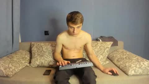 bristlebback online show from November 23, 4:40 pm