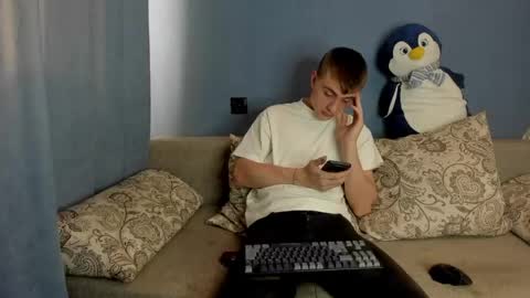 Snapshot of bristlebback chatting on June 7, 12:53 pm bristlebback online show from June 7, 12:53 pm