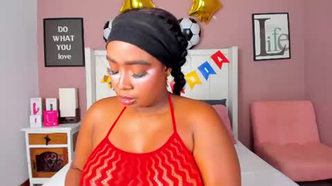 Snapshot of britanymooree chatting on July 7, 6:56 pm Britany online show from July 7, 6:56 pm