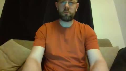 Snapshot of britguy6985 chatting on March 20, 8:14 pm britguy6985 online show from March 20, 8:14 pm