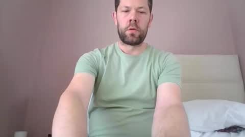 Snapshot of britguy6985 chatting on April 16, 11:00 am britguy6985 online show from April 16, 11:00 am