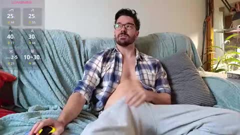 Callum online show from September 19, 9:43 am