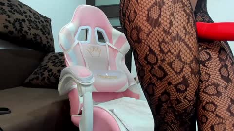 britney_charm online show from January 18, 8:41 am