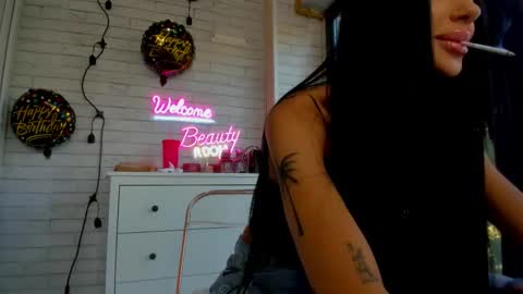 britney_charm online show from September 19, 6:15 am