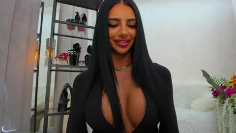 britney_charm online show from April 8, 6:24 am