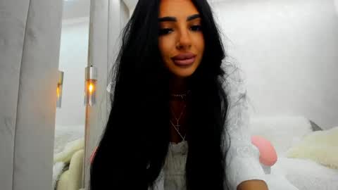 britney_charm online show from June 3, 6:38 am