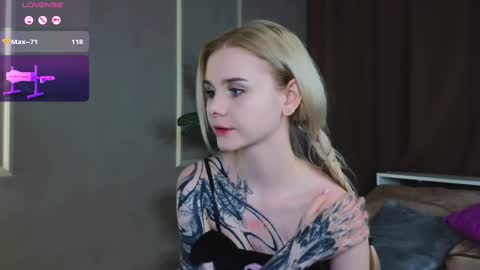 Britney online show from February 27, 12:21 am