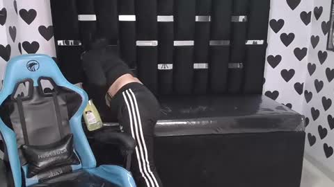 Britney  online show from January 30, 9:47 am