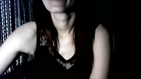 Snapshot of britneyamy chatting on June 25, 10:03 pm Britney online show from June 25, 10:03 pm
