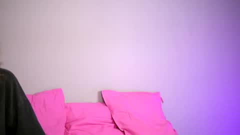 britneyhudson online show from October 27, 5:00 am