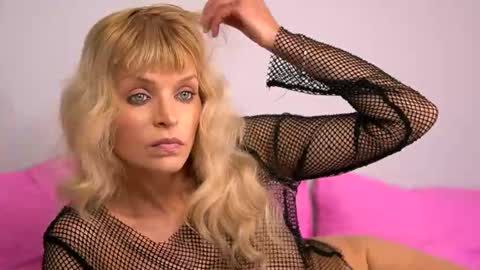 britneyhudson online show from November 19, 10:04 am