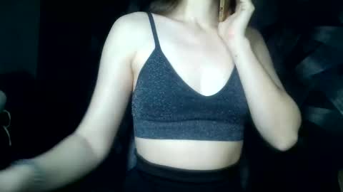 BritneyKittens online show from January 4, 1:53 pm