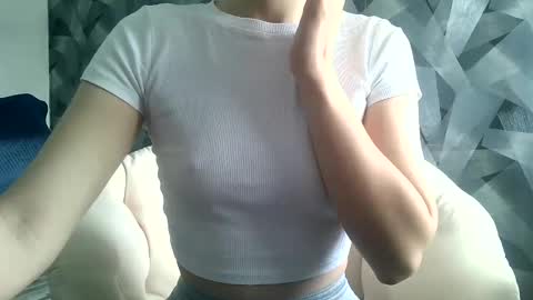 BritneyKittens online show from January 25, 5:40 am