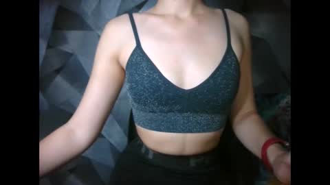 Snapshot of britneyxkittens chatting on October 20, 4:07 pm BritneyxKittens online show from October 20, 4:07 pm