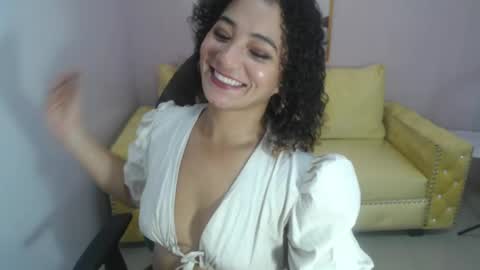 Snapshot of brittany_ch chatting on April 30, 8:04 pm BRITANY online show from April 30, 8:04 pm