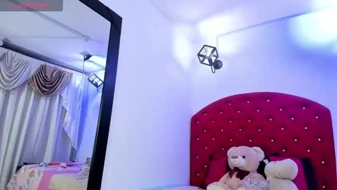   online show from February 25, 12:34 pm