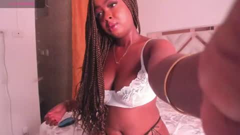 brittany 25 years old  happy as a worm  online show from June 19, 6:07 am