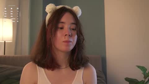 Snapshot of britthe chatting on September 19, 11:11 am Lina online show from September 19, 11:11 am