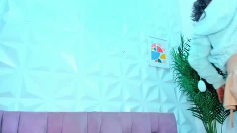 Snapshot of briyit_doll chatting on January 14, 2:50 am BRIYIT online show from January 14, 2:50 am