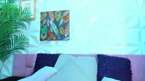 Snapshot of briyit_doll chatting on September 12, 3:28 am BRIYIT online show from September 12, 3:28 am