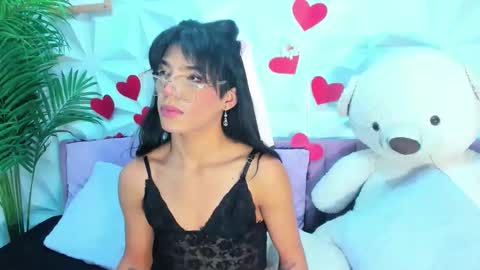 Snapshot of briyit_doll chatting on September 22, 6:04 am BRIYIT online show from September 22, 6:04 am