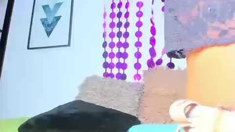 Snapshot of briyit_doll chatting on October 15, 8:53 pm BRIYIT online show from October 15, 8:53 pm