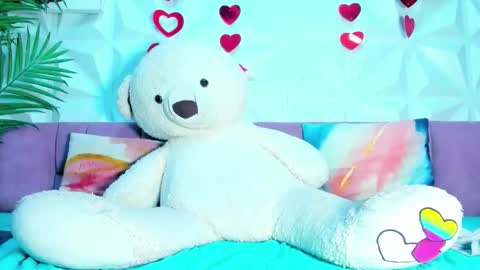 Snapshot of briyit_doll chatting on March 26, 4:40 am BRIYIT online show from March 26, 4:40 am