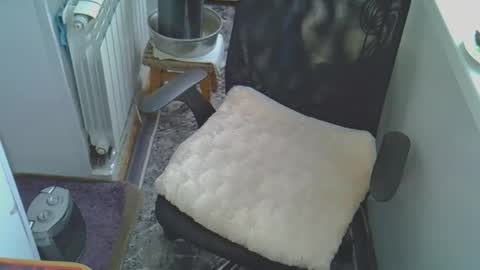 Snapshot of bro505xx chatting on February 5, 9:36 am Bro505Xx online show from February 5, 9:36 am