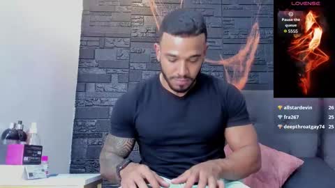 brock_hurn online show from October 25, 9:53 pm