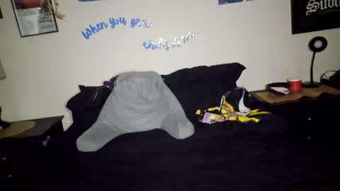 Snapshot of brockdemers1 chatting on March 1, 6:59 am brockdemers1 online show from March 1, 6:59 am