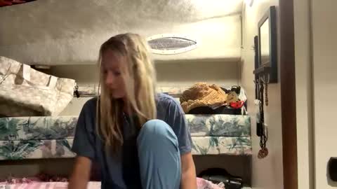 Snapshot of brocknjesss chatting on February 16, 10:33 am Brock n Jess online show from February 16, 10:33 am