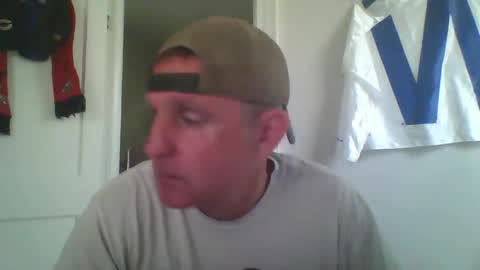 brodyb545755 online show from May 26, 6:48 pm
