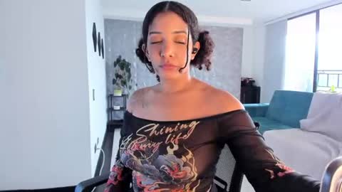 Snapshot of bronzetease chatting on July 1, 10:09 pm JOIN MY CHANNEL ON TELEGRAM online show from July 1, 10:09 pm