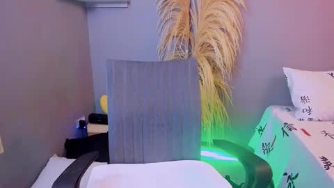 Brook online show from October 1, 3:23 am