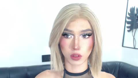 Snapshot of brooke_lyynneithen chatting on August 5, 3:09 am brooke_lyynneithen online show from August 5, 3:09 am